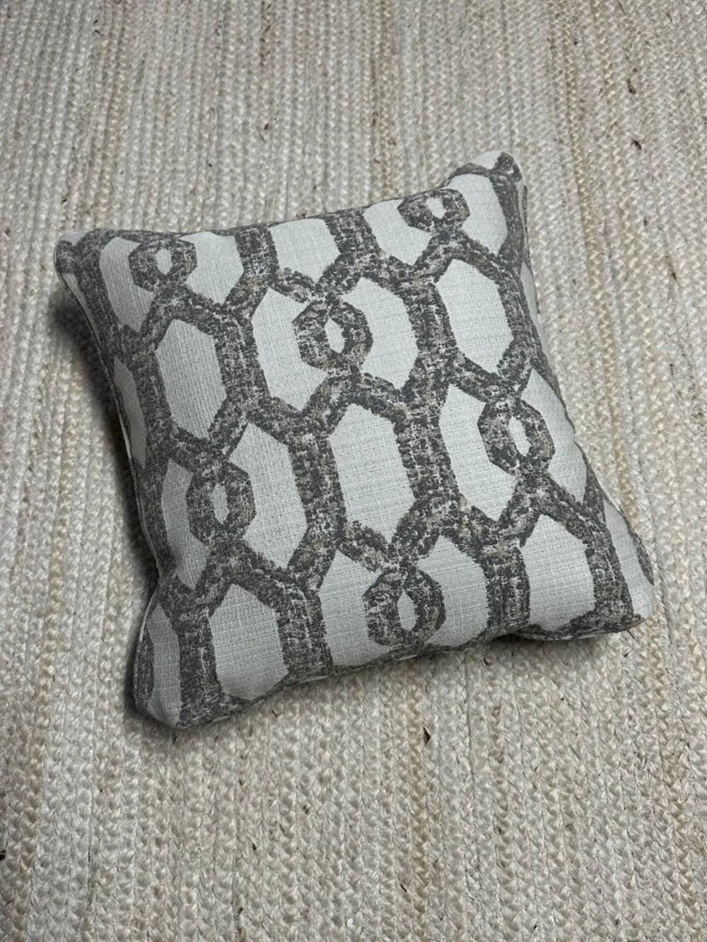 NEW La-Z-Boy Taupe/Cream Lattice Print Square Accent Pillow
